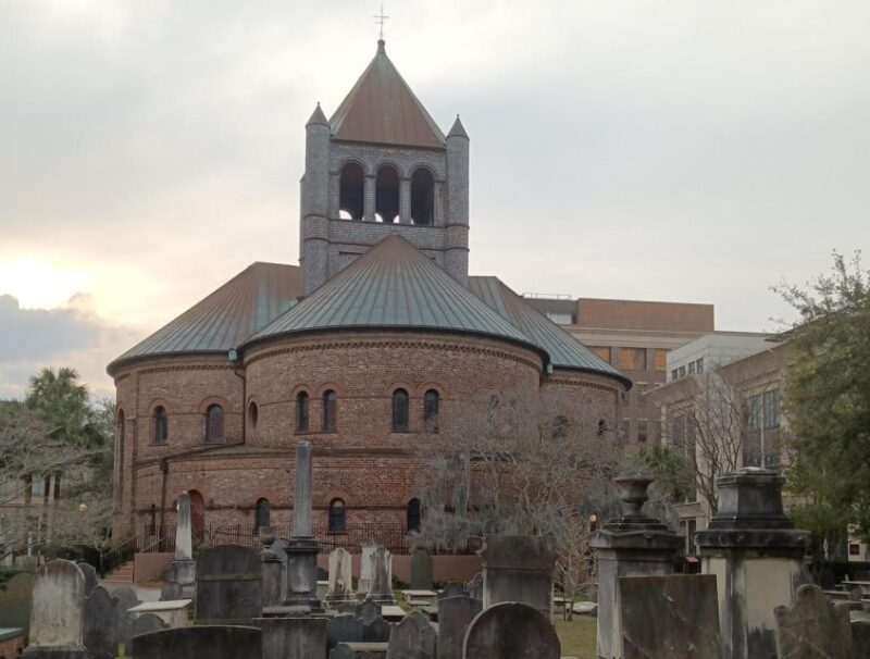 Charleston: Small-Group Ghost Walking Tour at Night - Haunted Locations Visited