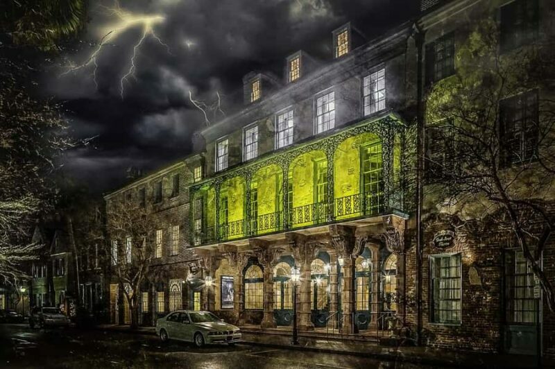 Charleston: Spirits & Spirits Haunted Pub Crawl - An In-Depth Look at What You Can Expect