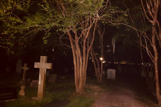 Charleston Spooktacular All-Ages Ghost Walking Tour - Lowest Price Guarantee