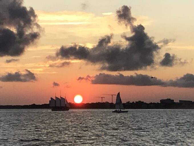 Charleston: Sunset Harbor Cruise - Cruise Details