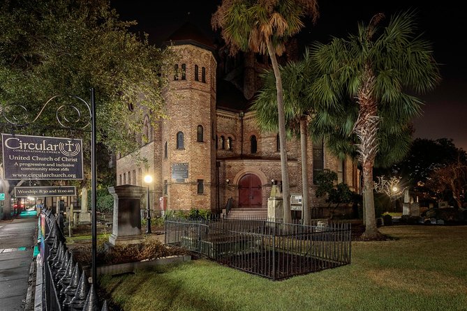 Charleston Terrors: The Ghosts of Pirates and Patriots Past - Guides and Stories