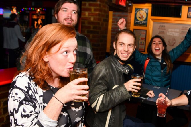 Charleston's Spirits & Spirits Haunted Pub Crawl - Experiencing the Supernatural Atmosphere