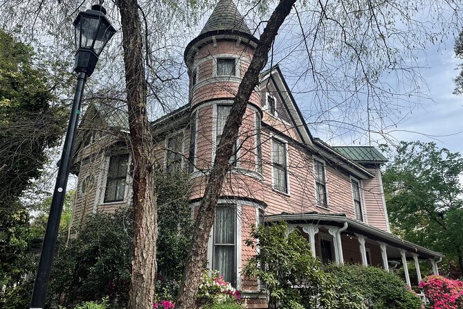 Charlottes Only Southern Charm Haunted/True Crime Golf Cart Tour - Exploring Haunted and True Crime Tales