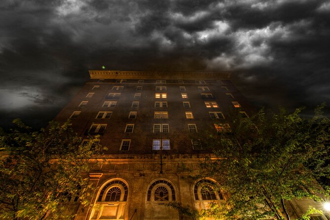 Charlottesville Dark History Ghost Tour - Exploring Charlottesvilles Ghastly Legends
