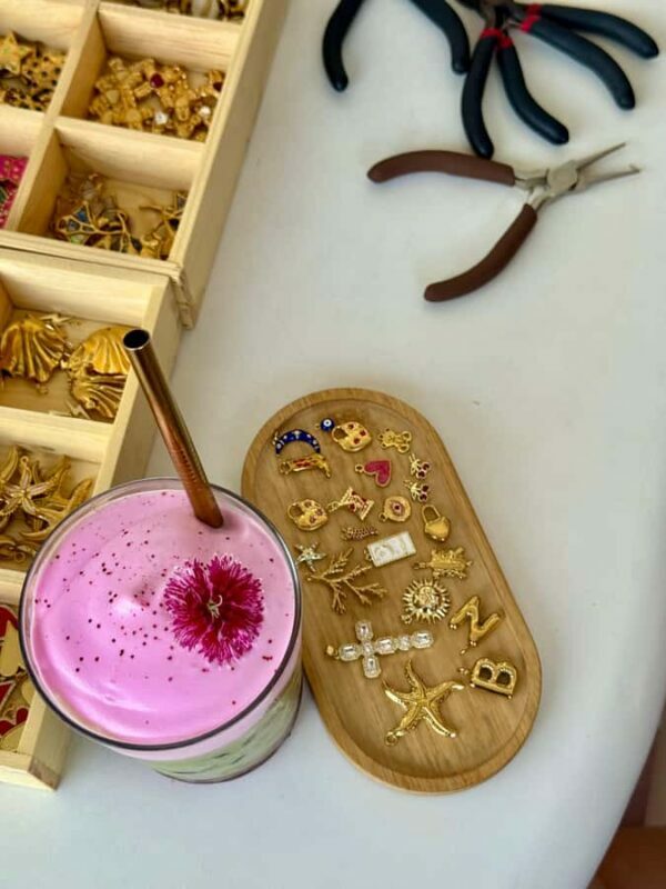 Charm Bar Canggu: Jewelry-Making Workshop + Free Matcha - An Authentic and Relaxing Bali Craft Experience