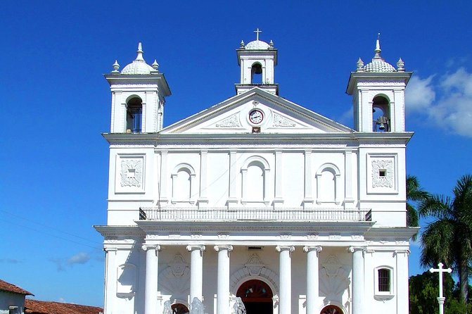 Charming Colonial Suchitoto Tour Experience - Colonial Architecture and History