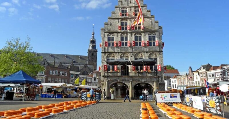 Charming Gouda Walking Tour: History, Architecture & Cheese - Itinerary Highlights