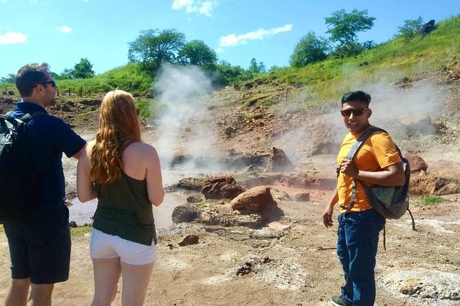 Charming Nicaragua 9 Days Private Tour - Embracing Nicaraguan Traditions and Customs
