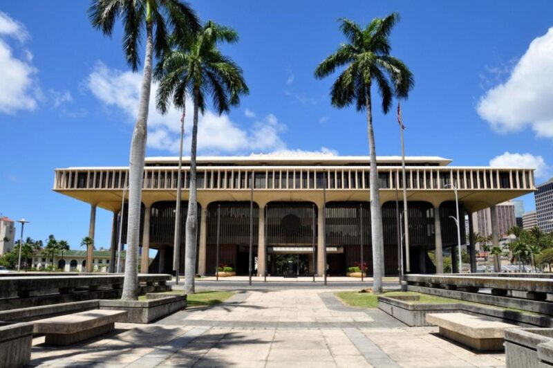 Charms of Honolulu Walking Tour for Couples - Itinerary Highlights