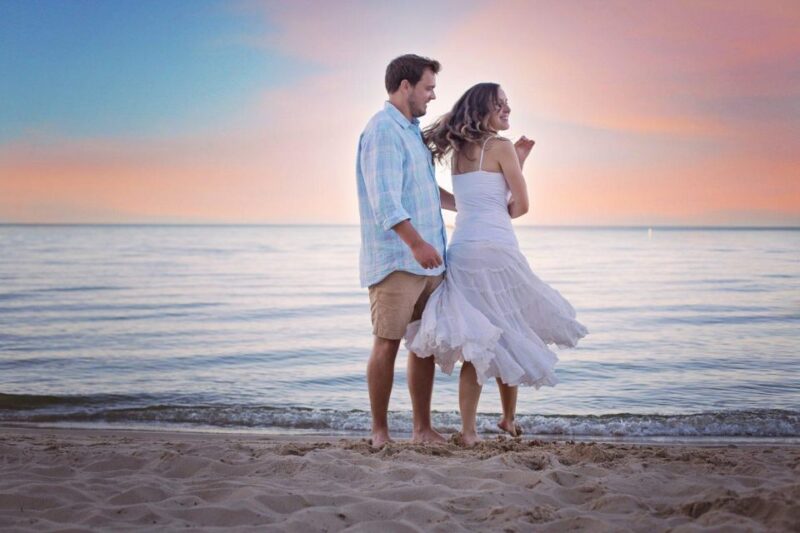Charms of Honolulu Walking Tour for Couples - Iolani Palace