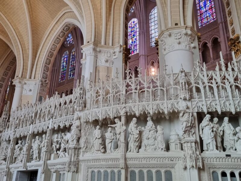 Chartres: Cathedral and City Guided Tour - Key Points