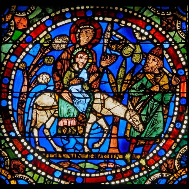 Chartres: Cathedral and City Guided Tour - Accessibility and Restrictions
