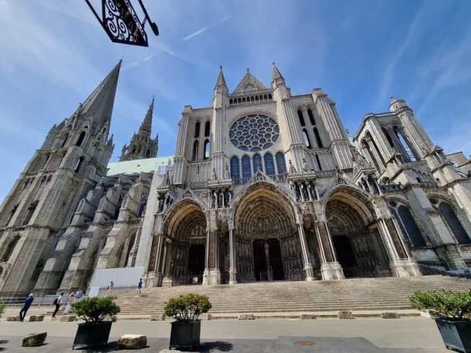 Chartres: Cathedral and City Guided Tour - Spiritual Journey Through the Labyrinth