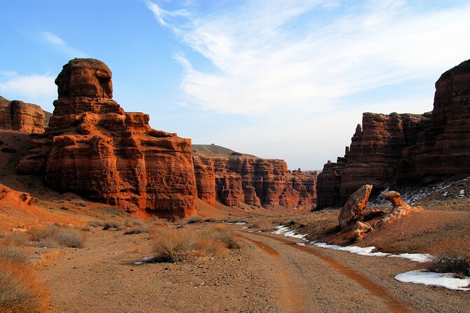 Charyn Grand Canyon and Kolsay Lake Group Tour - Experiences and Activities