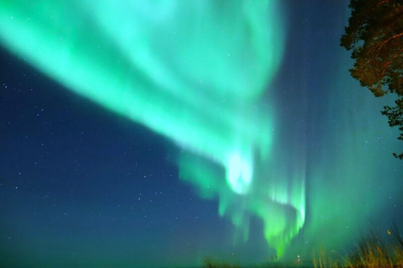 Chasing Aurora With Photographer - Small Group - Northern Lights Sightings