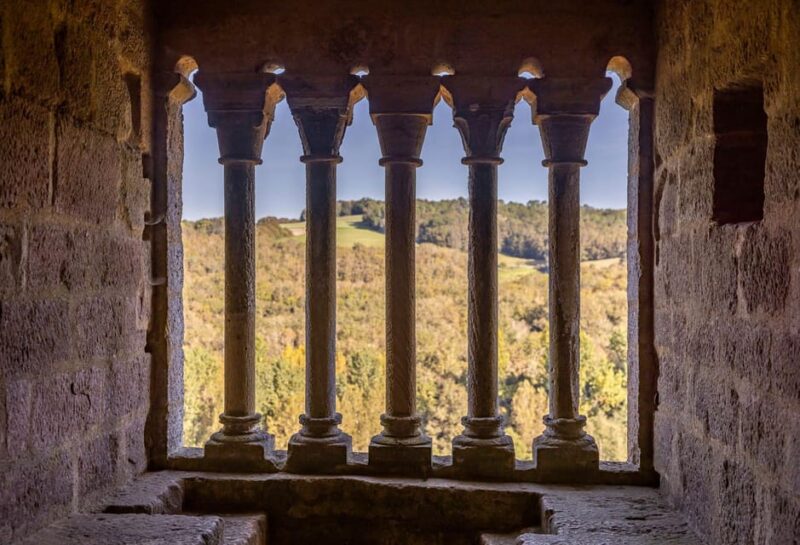 Château De Commarque: the Mystery of the Forgotten Fortress - Key Points