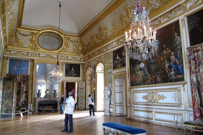Château of Versailles and Marie Antoinettes Petit Trianon Private Tour - Recommendations and Cautions