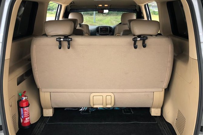 ~Chauffeur: Johor Bahru to Singapore MPV Transfer - Pickup and Meeting Details
