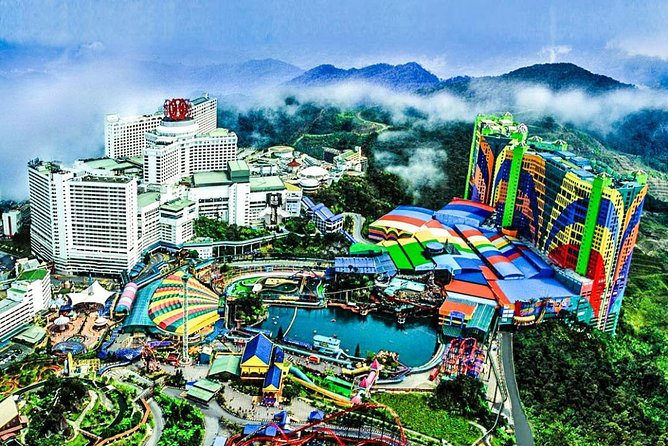 Chauffeur: Malacca to Genting Highlands Transfer [Van] - Key Points