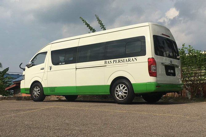 Chauffeur: Malacca to Genting Highlands Transfer [Van] - Pricing and Availability