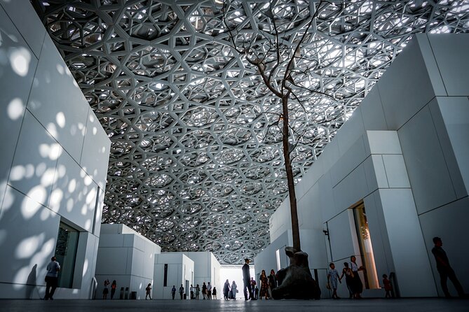 Chauffeur Service For Dubai & Abu Dhabi - Personalized Itineraries