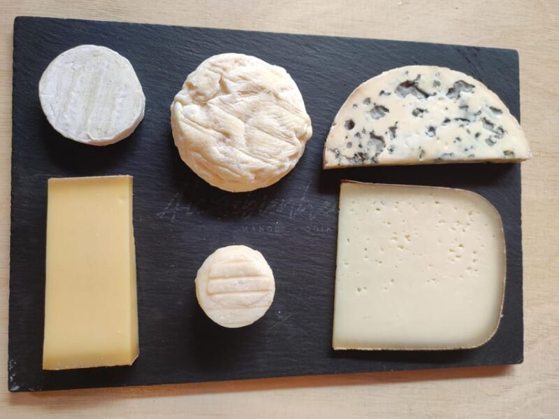 Cheese Tasting in Paris With an Expert - Host Experience
