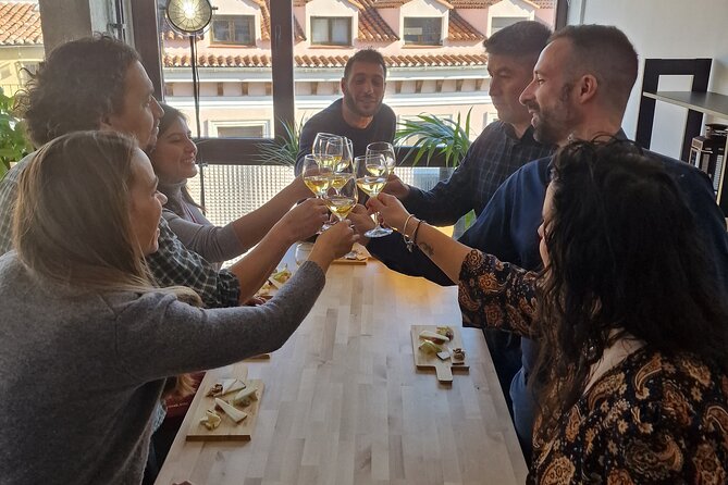 Cheese Tasting With Wine Pairing in the Center of Madrid - Accessibility and Safety Information