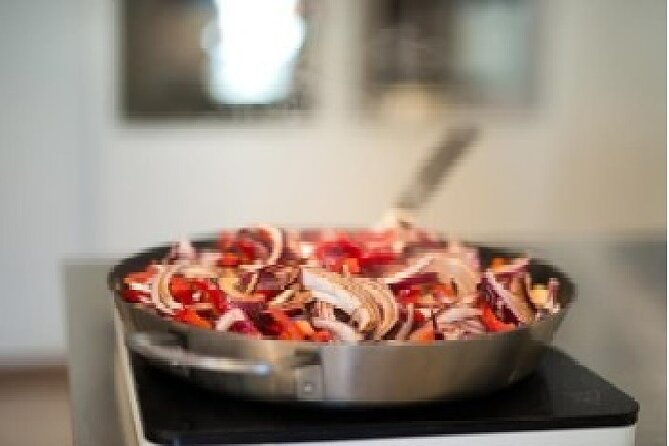 Chefactory Unique Dinner Deluxe & Fresh Pasta Class in Florence - Class Size and Accommodations