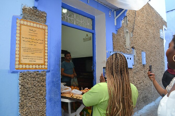 Chefchaouen With Local Eyes Guided Walking Tour - Exploring Chefchaouen