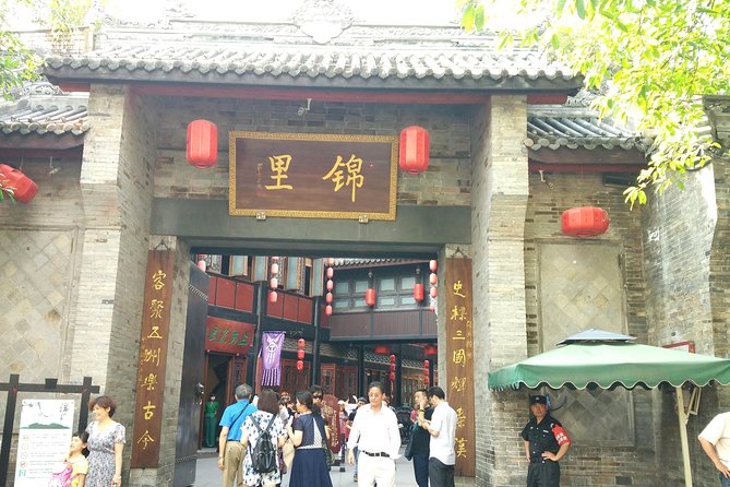 Chengdu City Tour of Qingyang Palace, Wuhou Temple and Jinli Street - Private Transportation and Pickup
