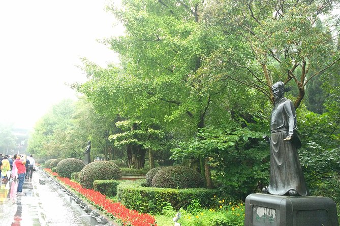 Chengdu Day Tour of Dujiangyan Irrigation System and Mount Qingcheng - Inclusions