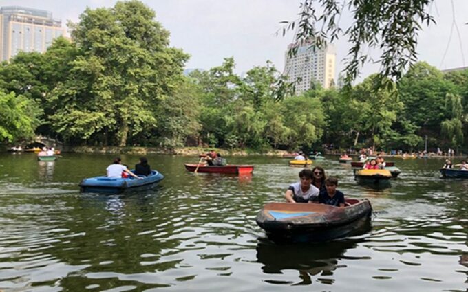 Chengdu Downtown Essences Private Day Tour - Frequently Asked Questions