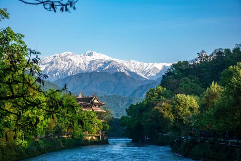 Chengdu: Dujiangyan Irrigation System Private Day Tour - Key Points