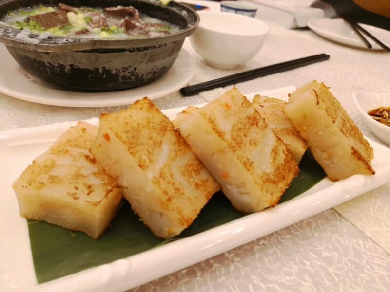 Chengdu Evening Food Tour by Local Guide - Experience Highlights
