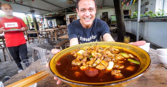 Chengdu Evening Food Tour by Local Guide - Immerse in Local Culture