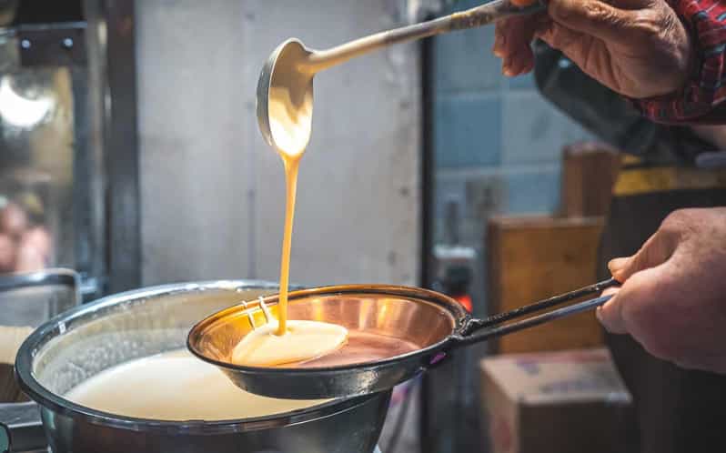Chengdu Evening Food Tour - Experience Highlights