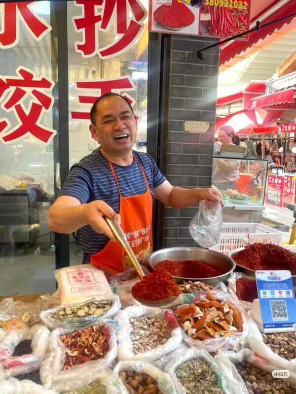 Chengdu Food & Blessings Tour: Market Bites & Temple Fortune - The Sum Up