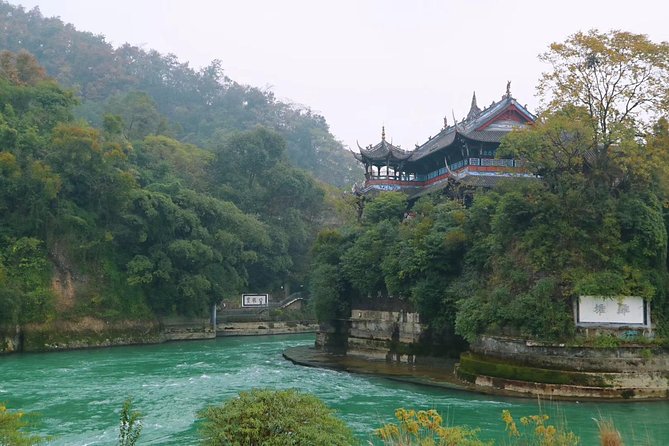 Chengdu Guided Tour of Taoist Mountain Review - Booking and Cancellation