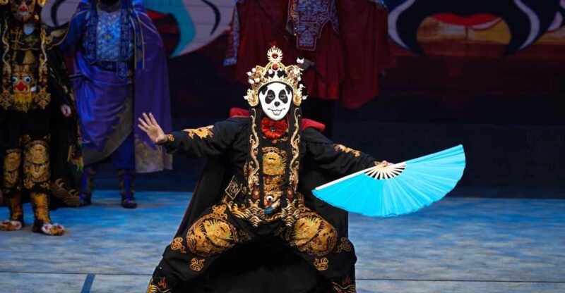 Chengdu: Jin Xiu Tian Xia Face Changing Show - Key Points