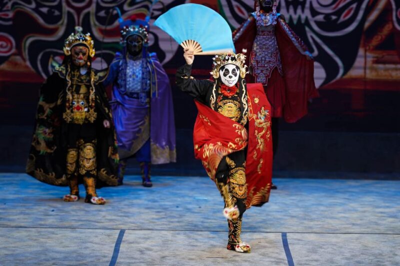 Chengdu: Jin Xiu Tian Xia Face Changing Show - Performance Details