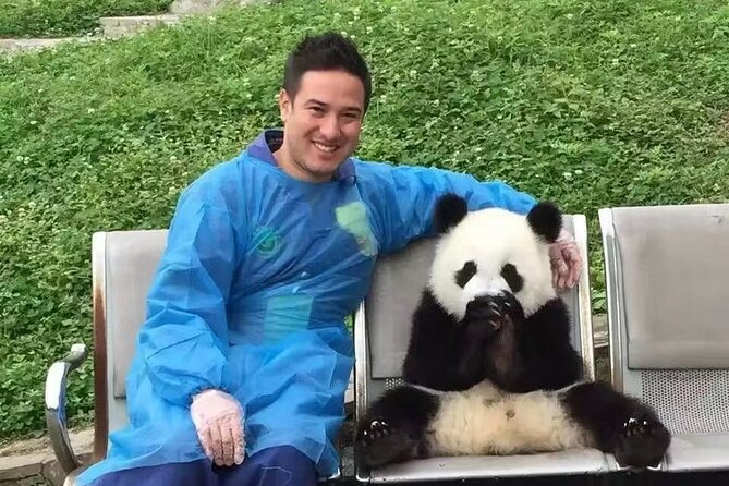 Chengdu Panda Research Base Tickets And Half Day Tour(Private) - Tour Inclusions and Customization Options