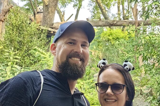 Chengdu Panda Research Base Tickets And Half Day Tour(Private) - Private Guide and Personalized Experiences