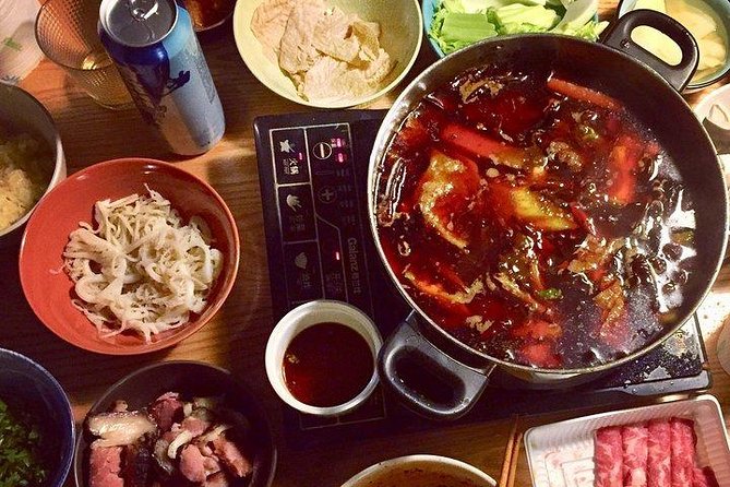 Chengdu Panda Tour and Taste Spicy Hotpot - Booking and Cancellation Policy