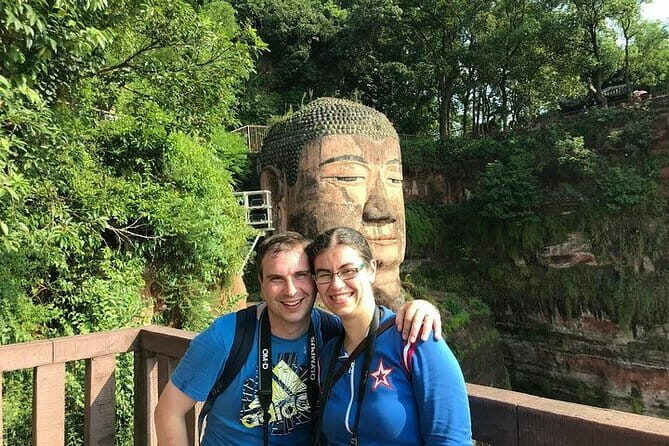 Chengdu Private Day Tour to Emei Mountain with Lunch and Cable Car Ride - Who Should Consider This Tour?