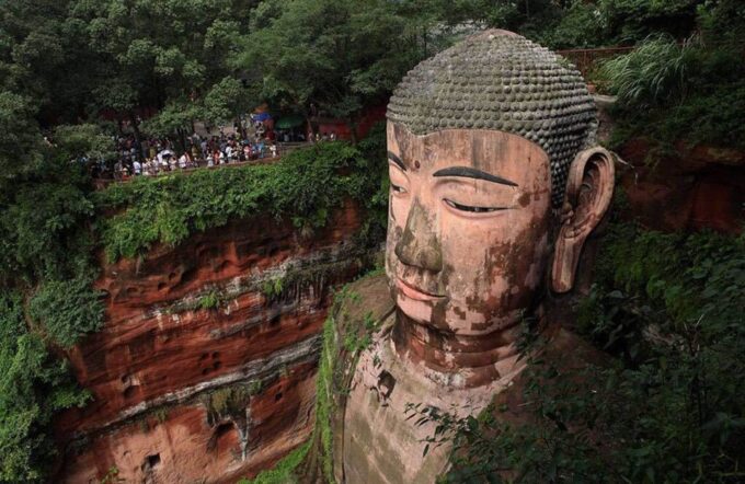 Chengdu Private Tour of Leshan Buddha and Panda Base - Participant Suitability