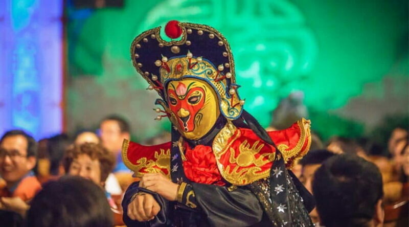Chengdu: Sichuan Opera Show ShufengYayun & Covered Bowl Tea - Key Points