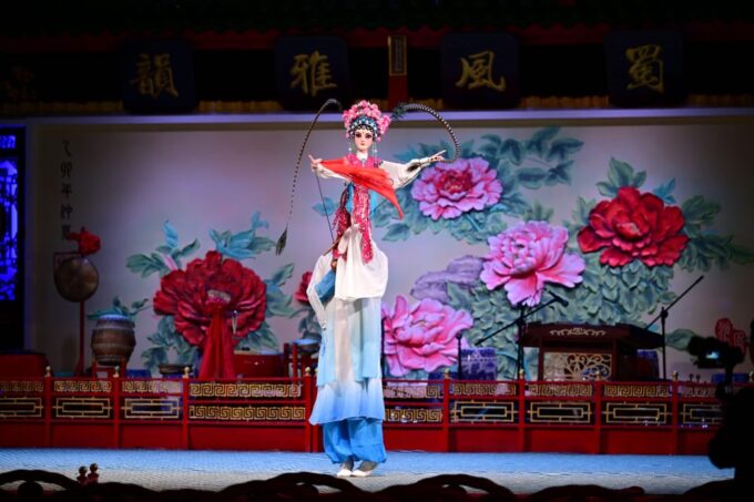 Chengdu Sichuan Opera Show Ticket - Shu Feng Ya Yun - Audience and Accessibility