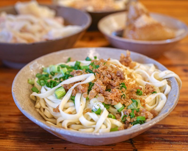 Chengdu: Tuk Tuk Food Tour With Unlimited Beer and Soda - Discover Local Food