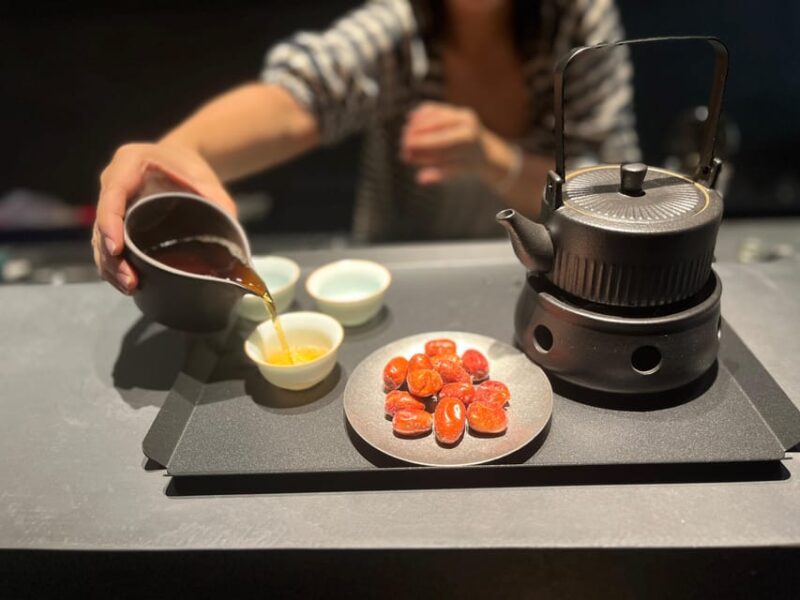 Chengdu:Traditional and New Chinese Tea Tasting Experience - Pricing and Reservation