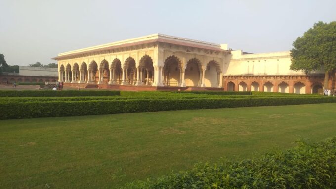 Chennai Agra Same Day Trip With Return Flights and Lunch - Cuisine and Dining